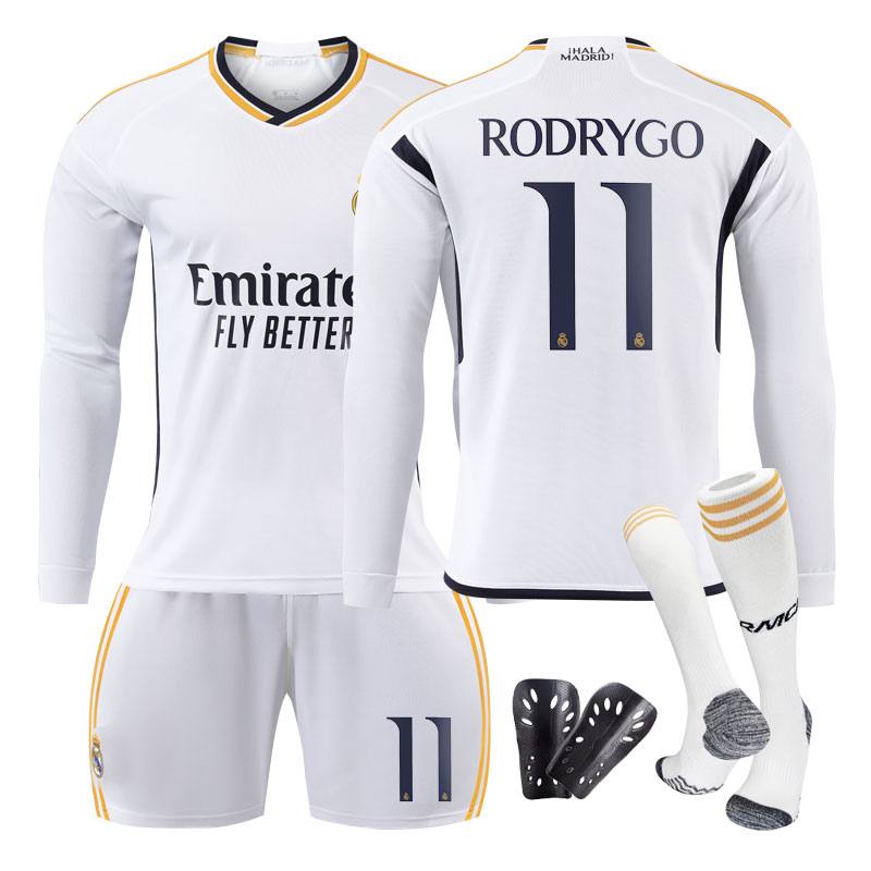 Who is the mother of Rodrygo's twins?