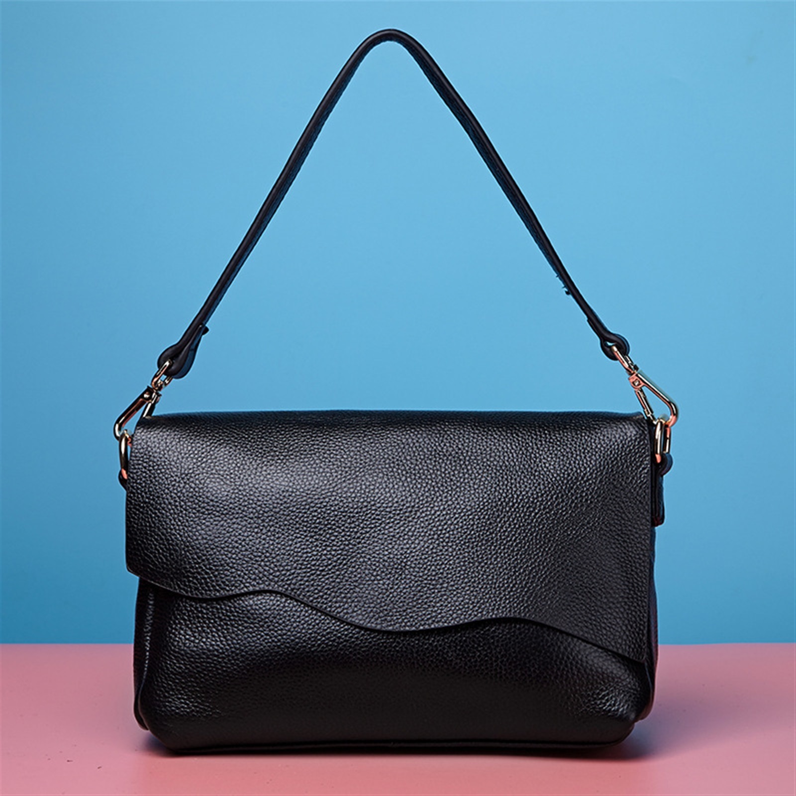 Bag 2023 leather small bag new Korean version of leather handbag simple Messenger bag trend